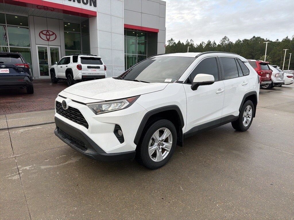 Used 2021 Toyota RAV4 XLE SUV
