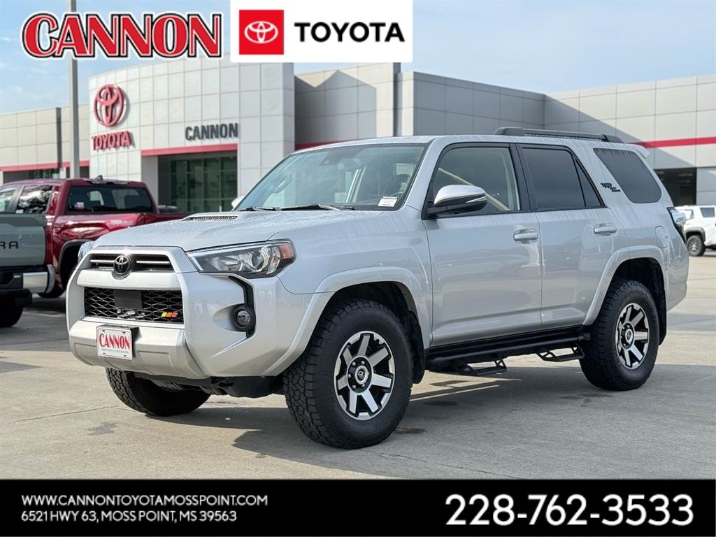 2023 Toyota 4Runner TRD Off-Road Premium's photo