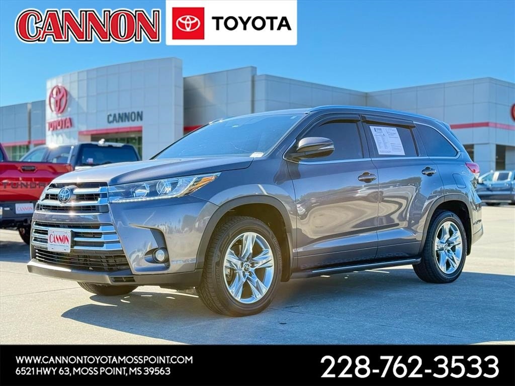 2018 Toyota Highlander Limited's photo