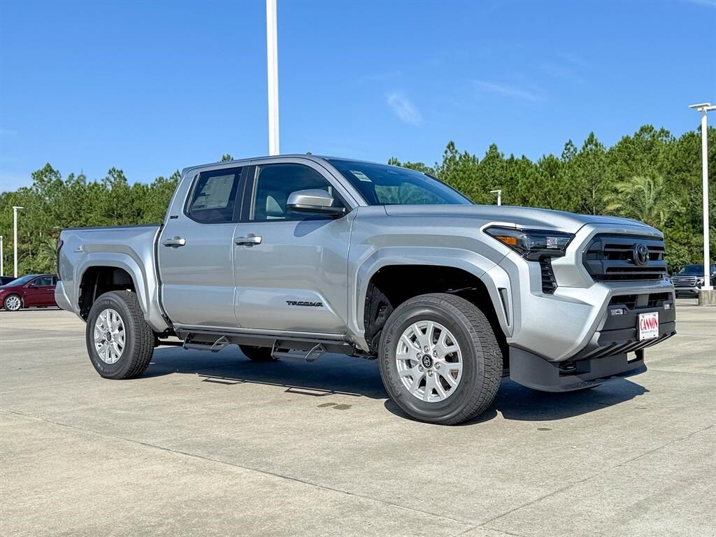 2025 Toyota Tacoma SR5 photo 3