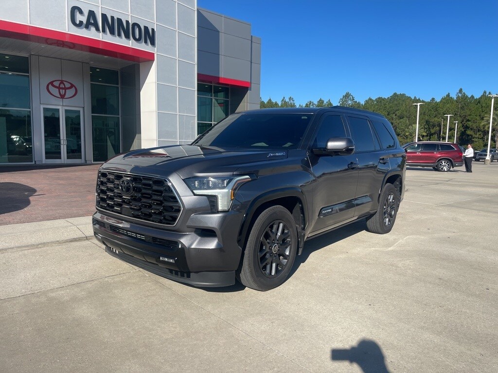 2024 Toyota Sequoia photo 2