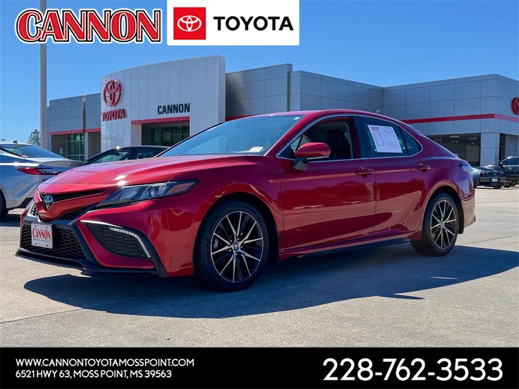 Certified 2022 Toyota Camry SE Sedan