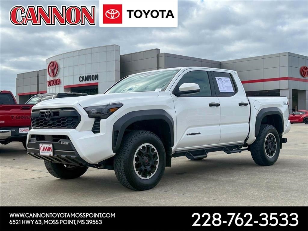 2024 Toyota Tacoma TRD Off Road's photo