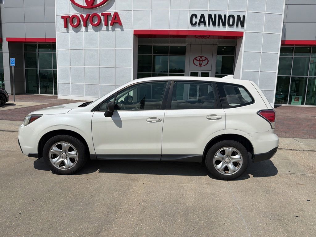 2017 Subaru Forester 2.5i CVT's photo