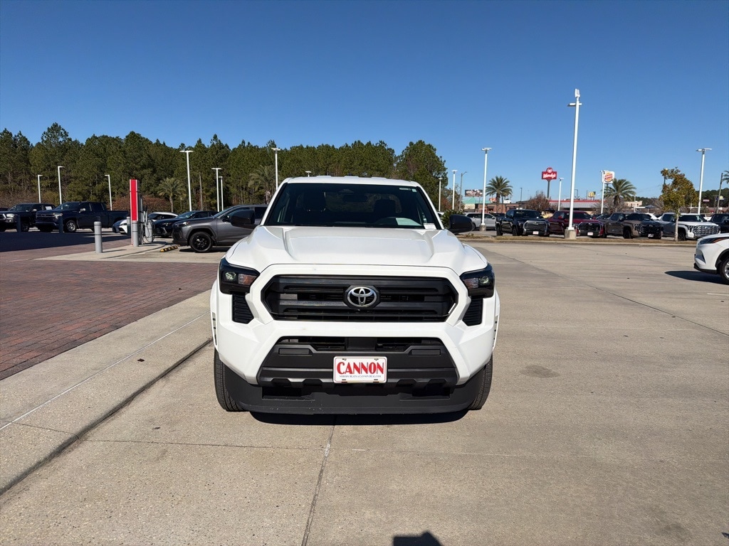 Used 2025 Toyota Tacoma SR Truck