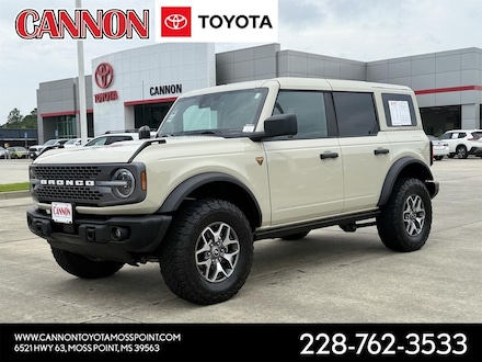 2025 Ford Bronco Badlands SUV