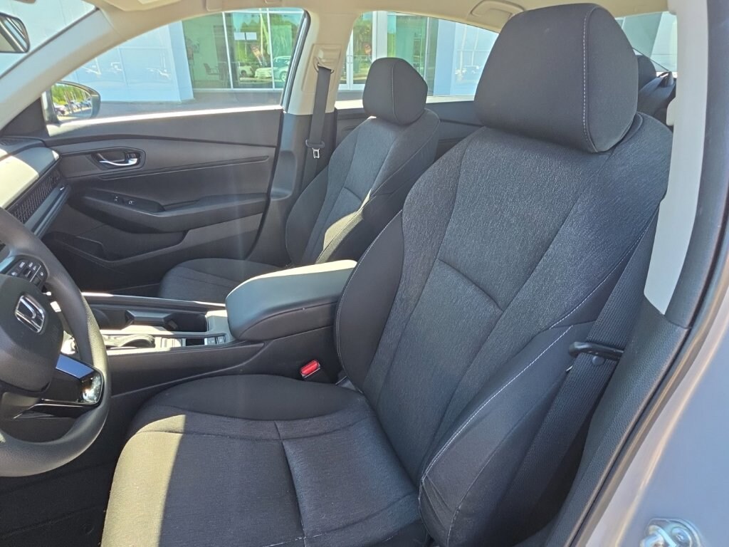 Used 2023 Honda Accord LX Sedan