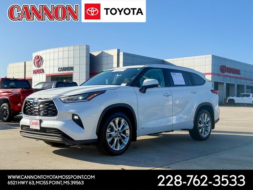 Certified 2022 Toyota Highlander Hybrid Limited SUV