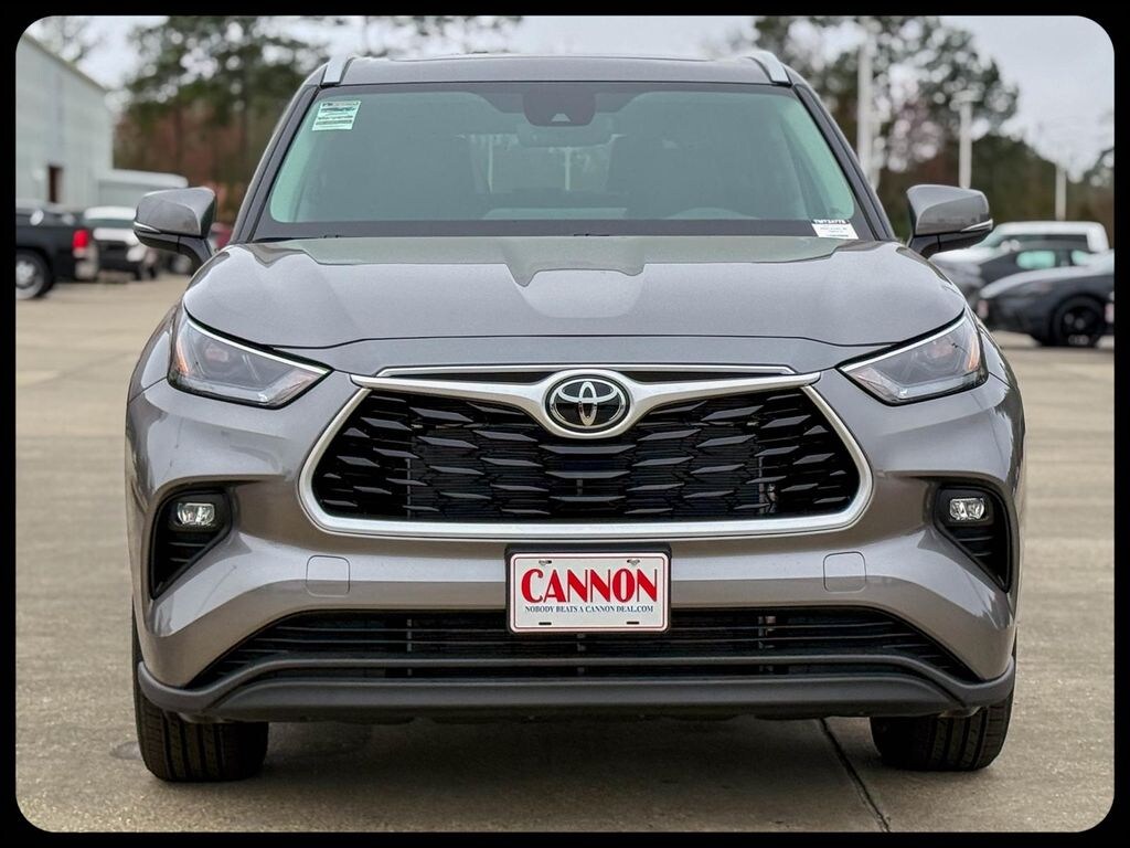 New 2026 Toyota Highlander XLE SUV