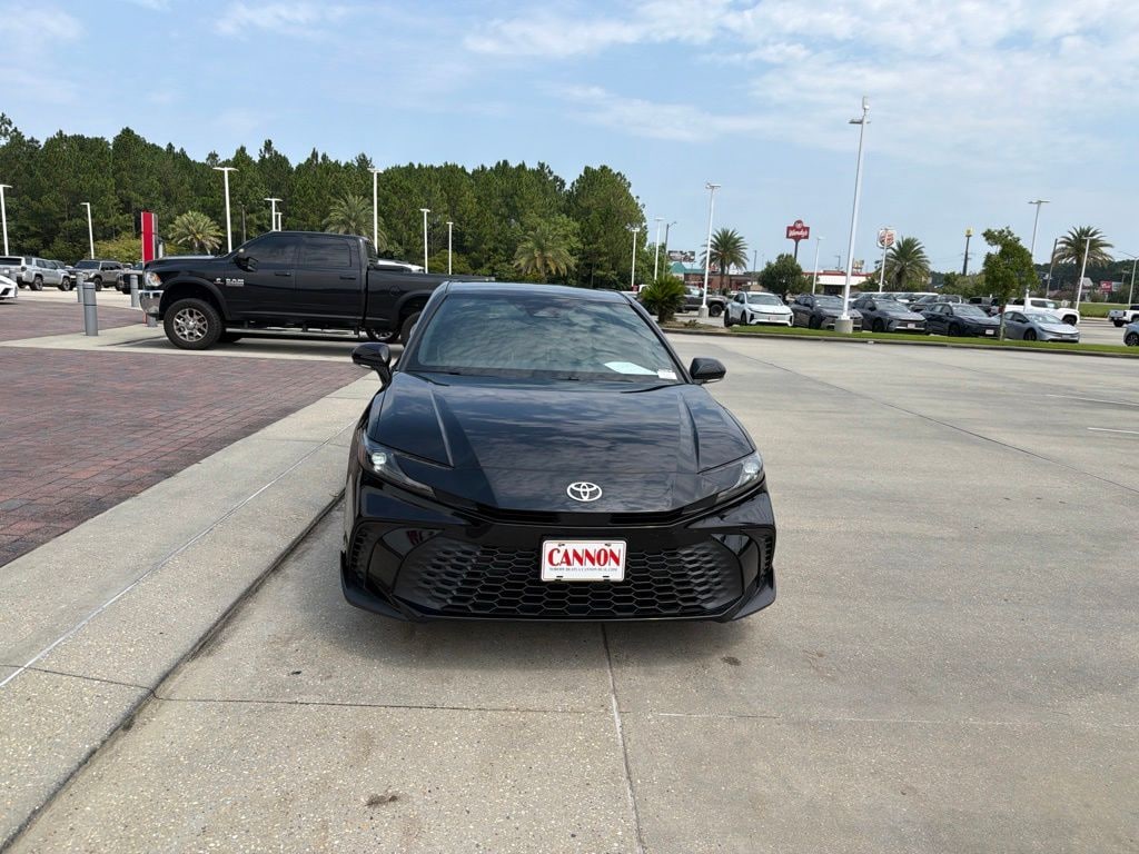 Used 2025 Toyota Camry SE Sedan
