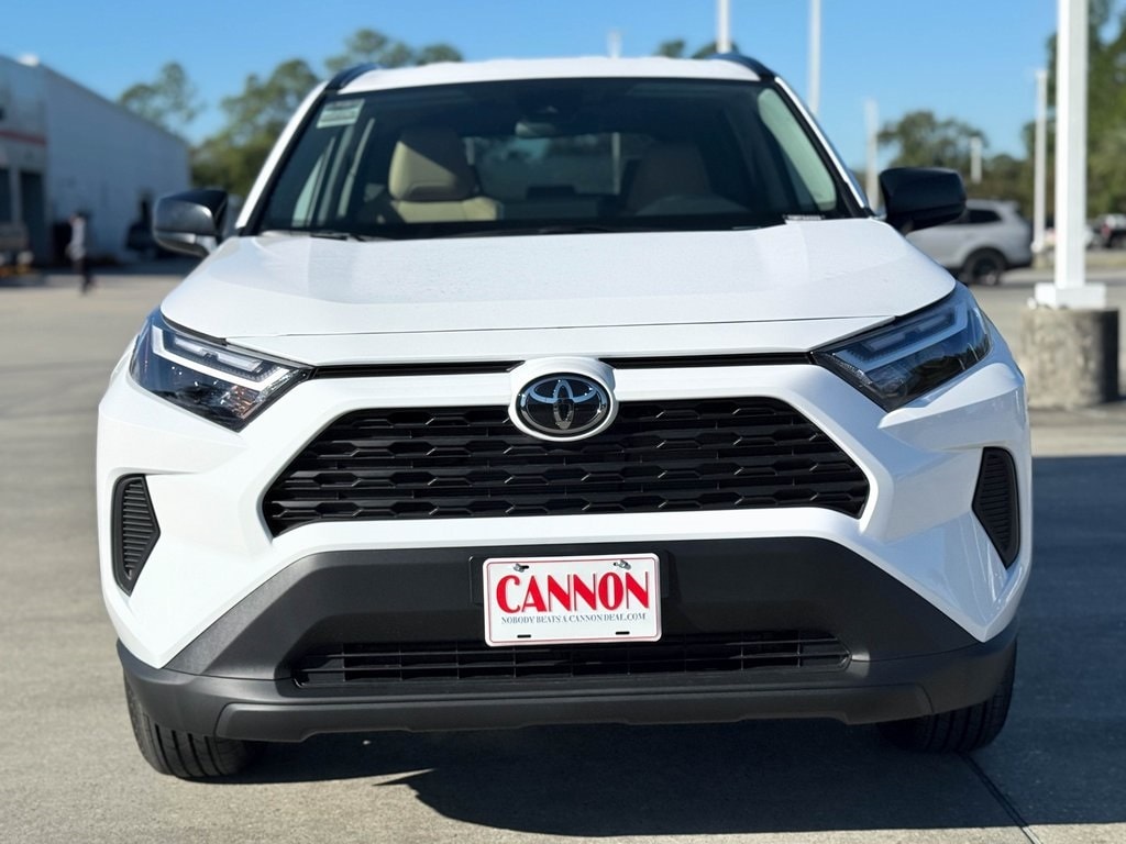 New 2025 Toyota RAV4 XLE SUV
