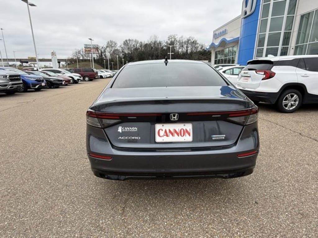 Used 2023 Honda Accord Sedan EX