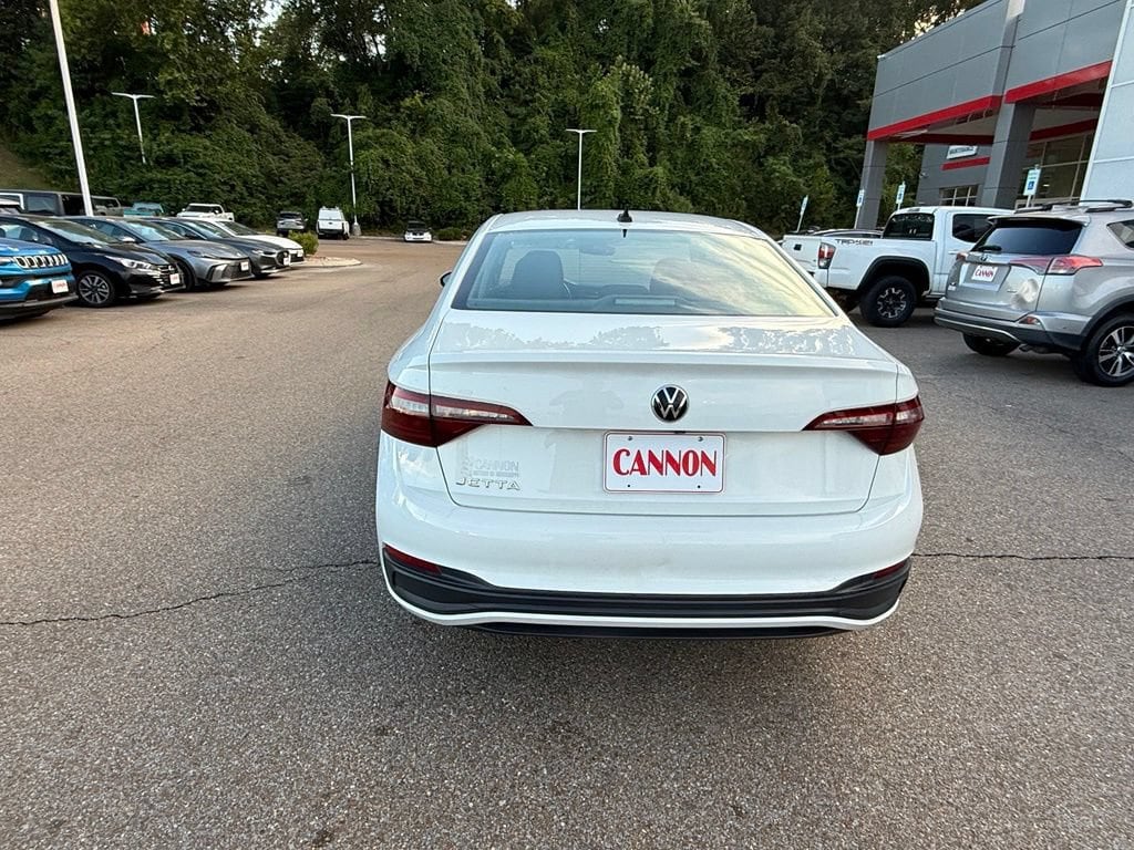 Used 2024 Volkswagen Jetta S with VIN 3VW5M7BU8RM002766 for sale in Vicksburg, MS