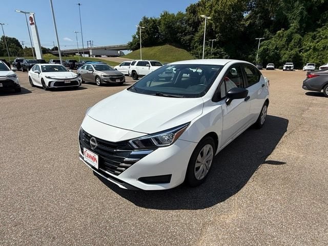 2023 Nissan Versa