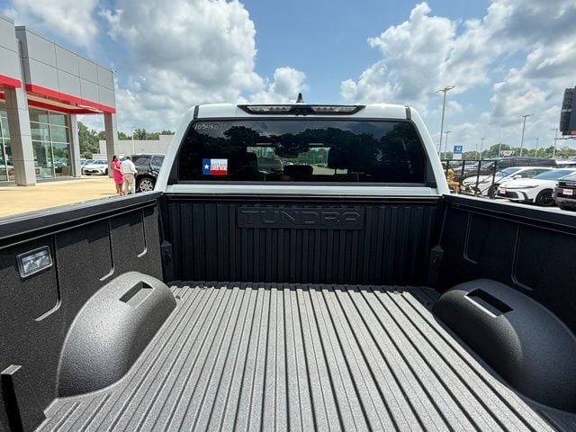 2025 Toyota Tundra Platinum - Photo 12