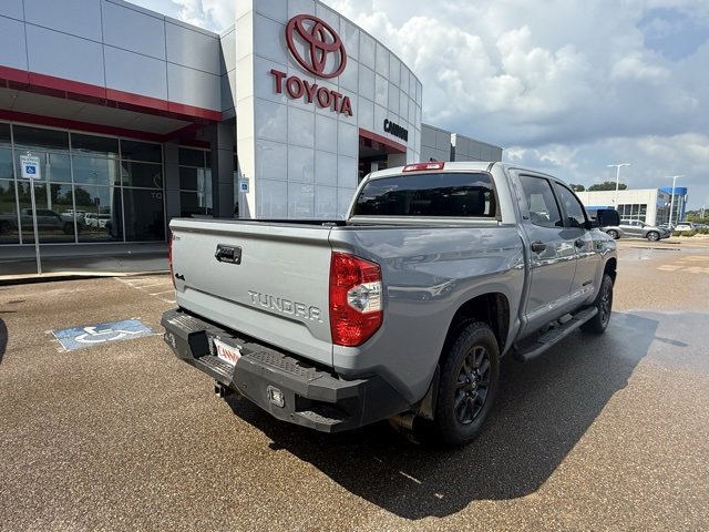 2021 Toyota Tundra SR5 CrewMax photo 4