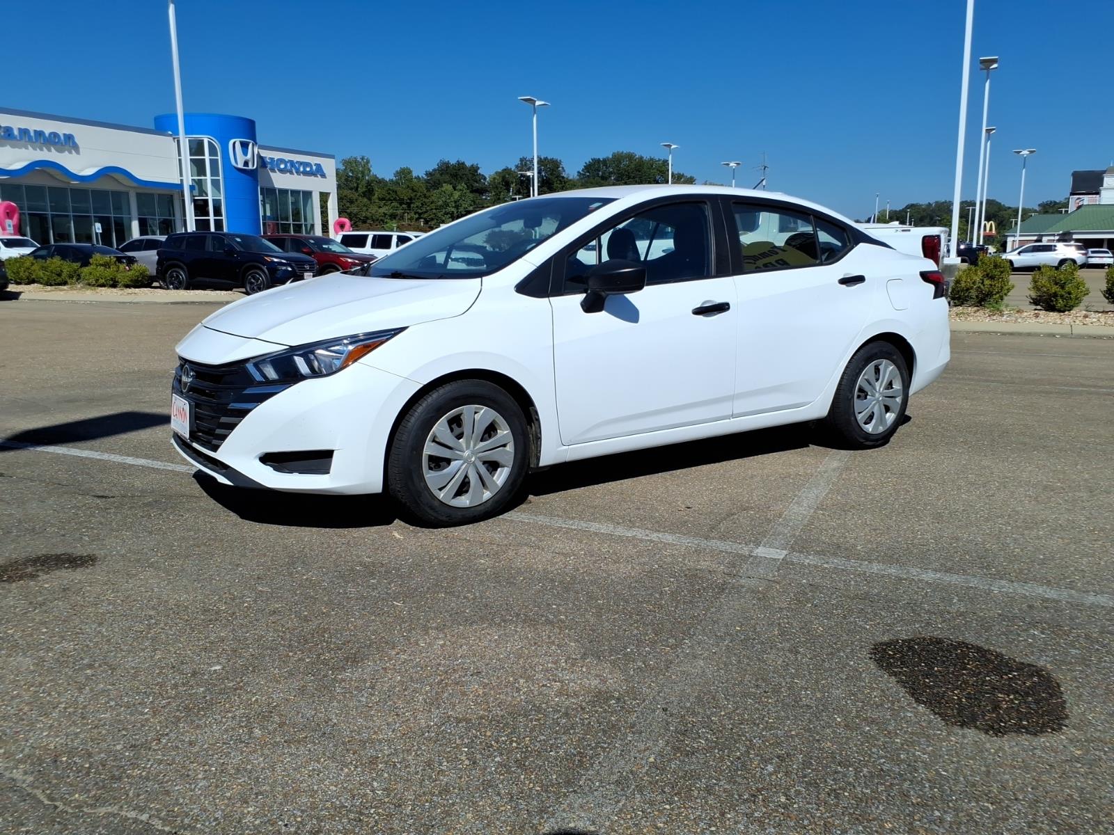 2023 Nissan Versa Sedan