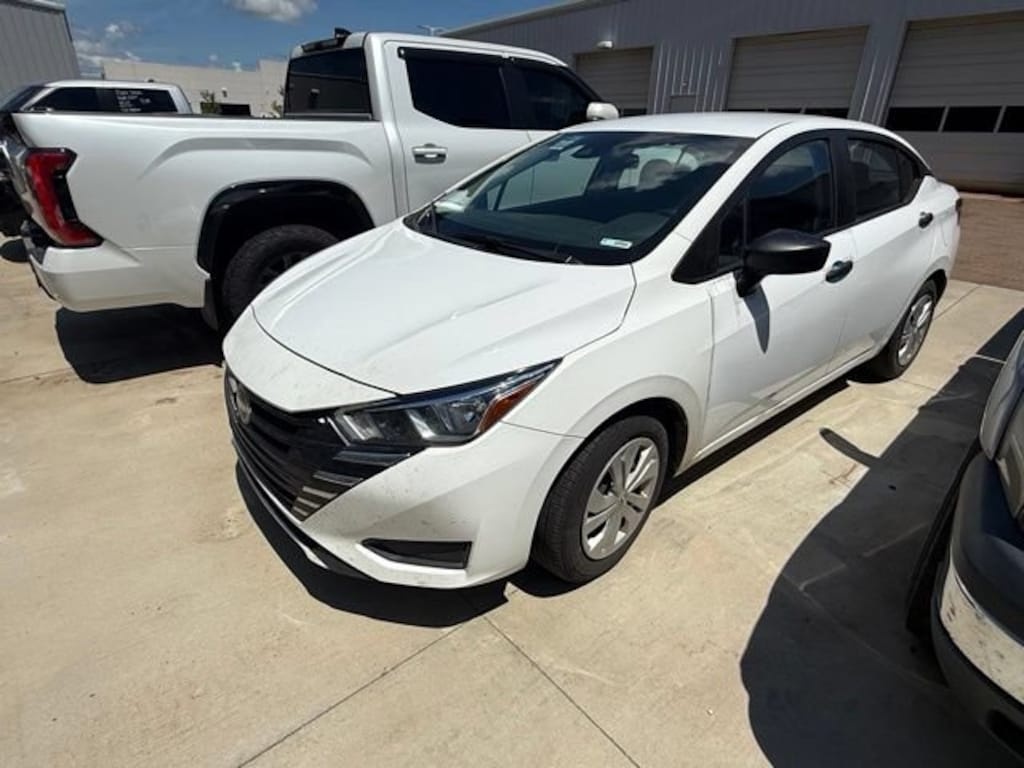 Used 2023 Nissan Versa S S CVT