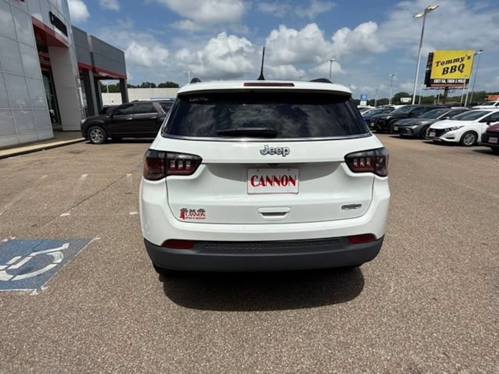 Used 2024 Jeep Compass Latitude Latitude 4x4