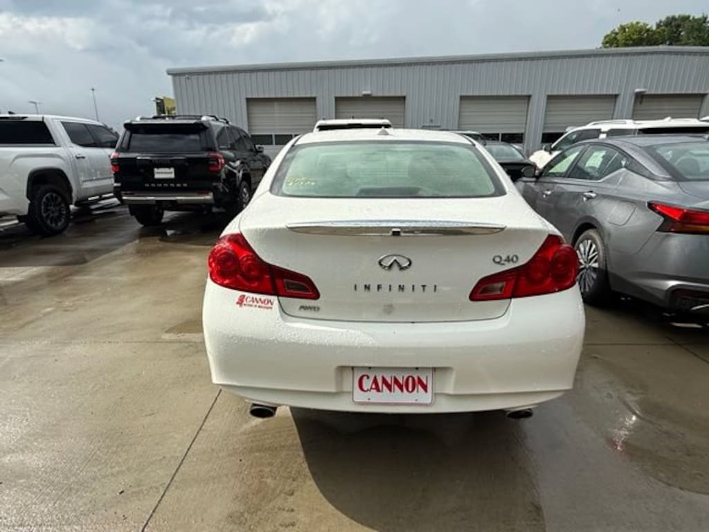 Used 2015 INFINITI Q40 Sedan