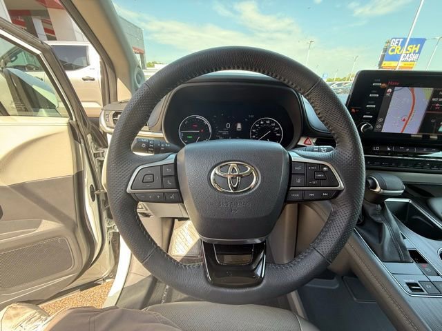 2022 Toyota Sienna Limited - Photo 14