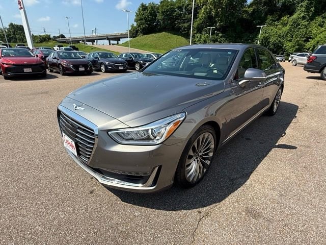 2018 Genesis G90 5.0 Ultimate's photo