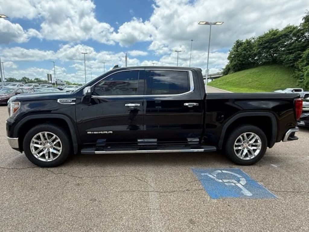 Used 2021 GMC Sierra 1500 SLT 2WD Crew Cab 147 SLT