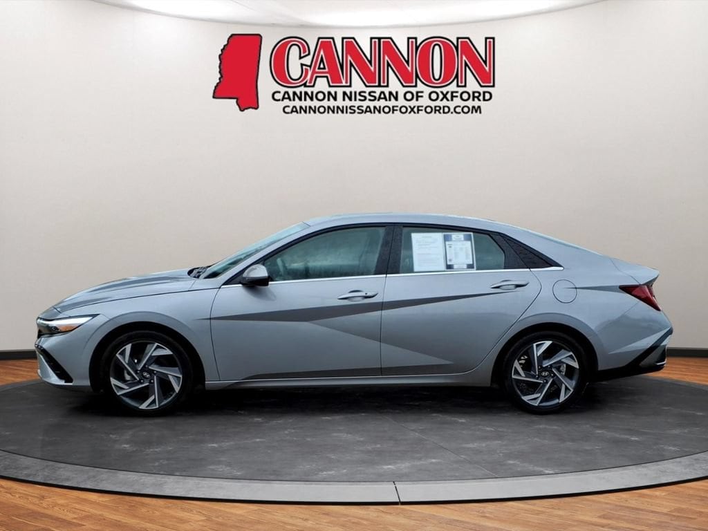Used 2025 Hyundai Elantra SEL Convenience SEL Convenience IVT