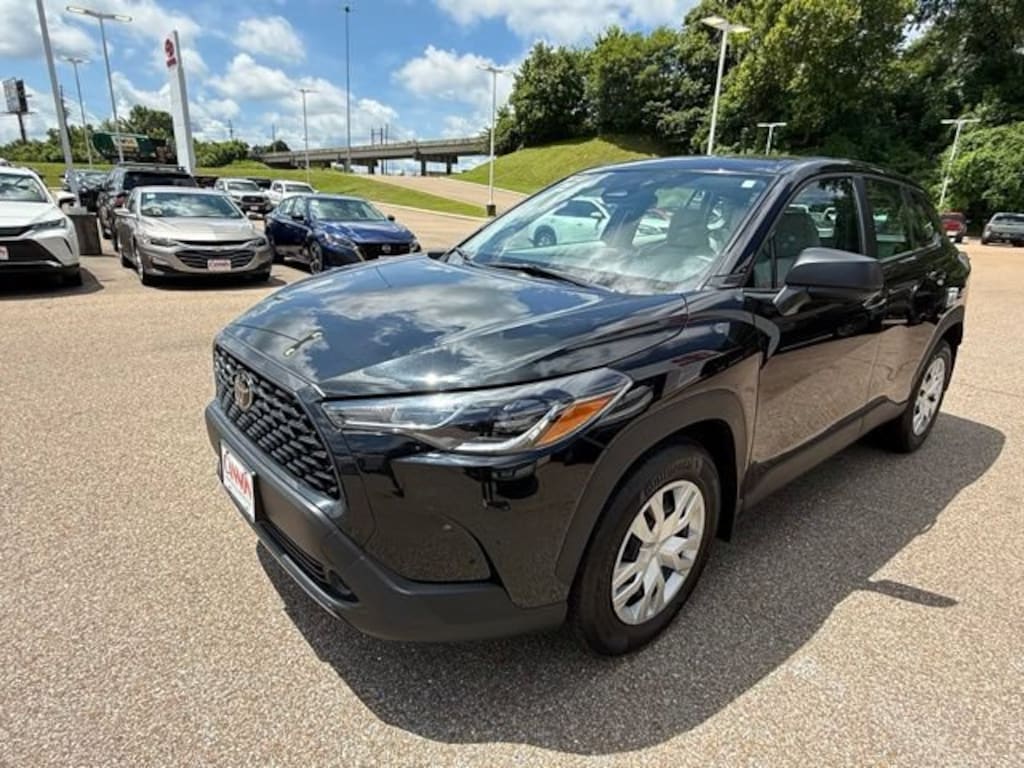 Used 2025 Toyota Corolla Cross L L 2WD