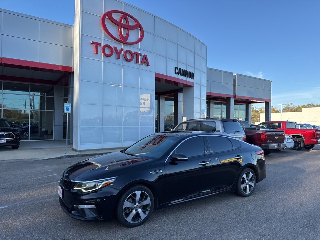 2020 Kia Optima S's photo