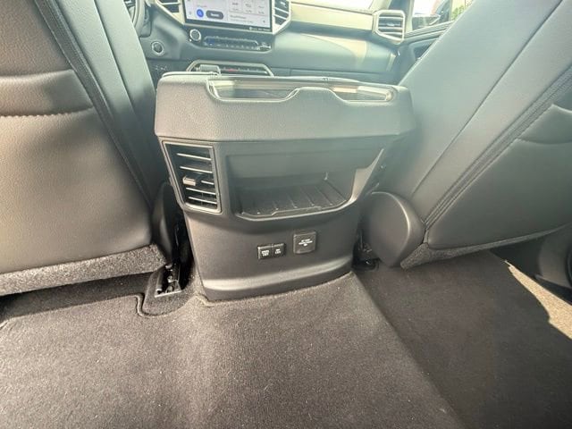 2023 Toyota Tundra Limited - Photo 31