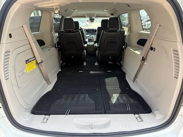 2023 Chrysler Pacifica Hybrid Touring L - Photo 13