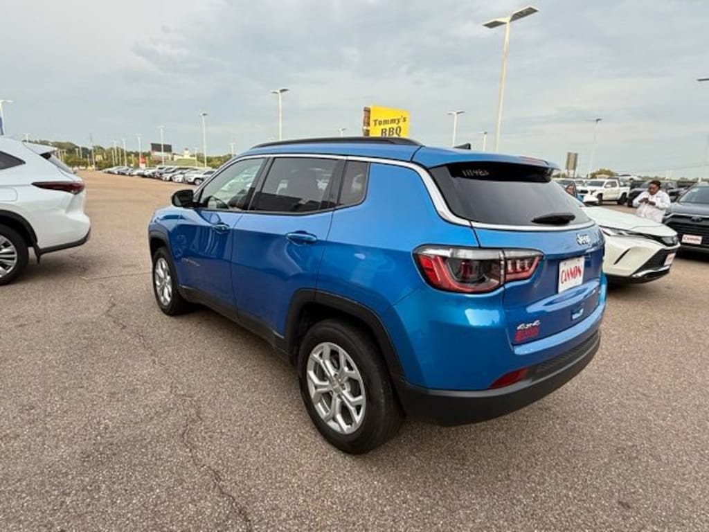 Used 2024 Jeep Compass Latitude Latitude 4x4