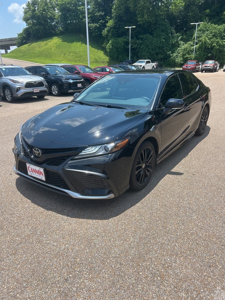 2023 Toyota Camry XSE photo 3