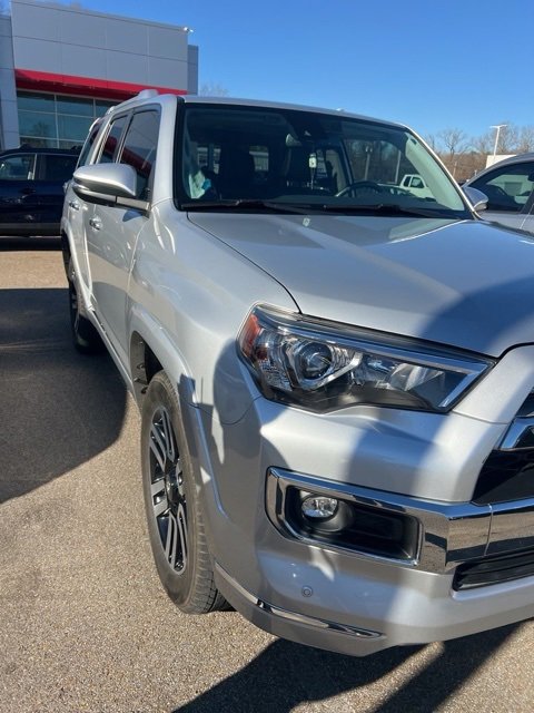 2021 Toyota 4Runner Limited photo 4