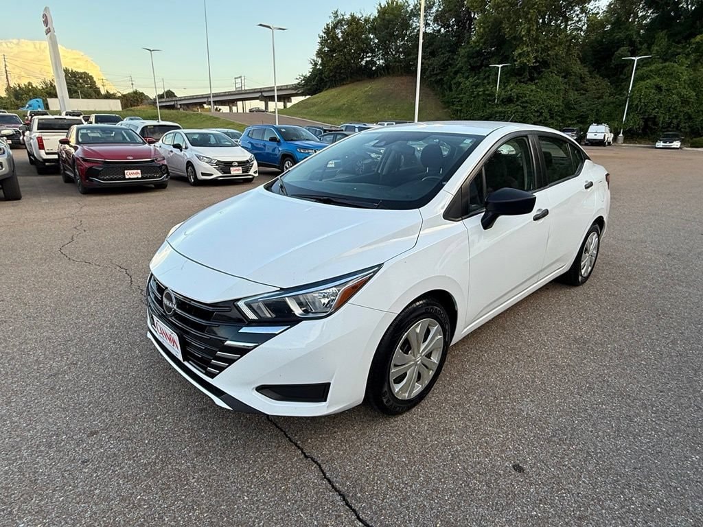 Used 2023 Nissan Versa S S CVT