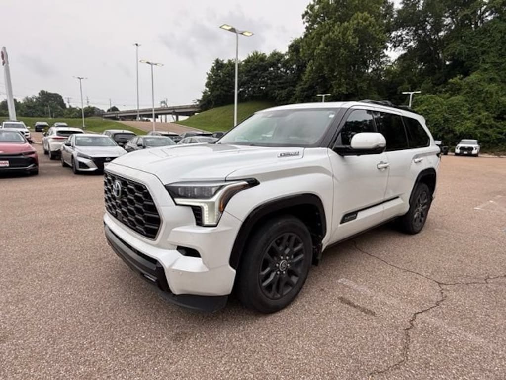 Used 2023 Toyota Sequoia Platinum Platinum 4WD