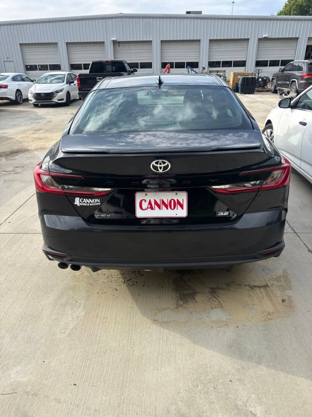 Used 2025 Toyota Camry SE SE