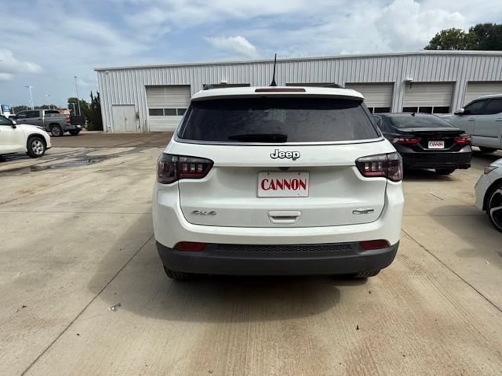 Used 2024 Jeep Compass Latitude Latitude 4x4