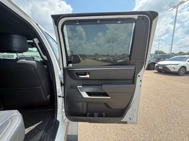 2025 Toyota Tundra Platinum - Photo 39