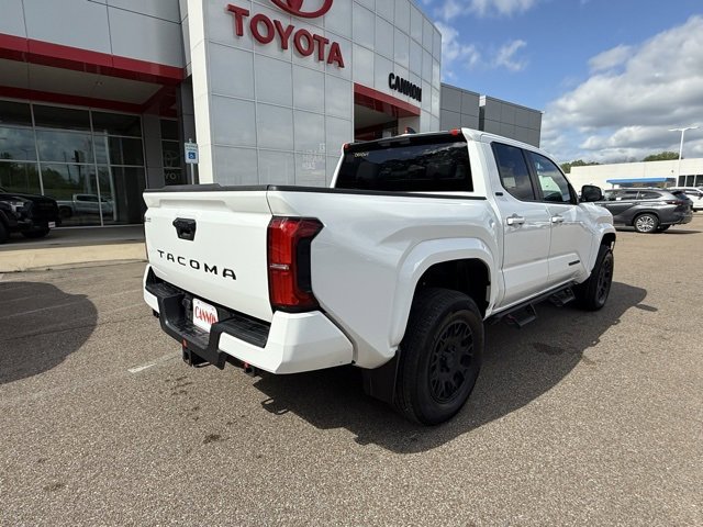 2024 Toyota Tacoma SR5 photo 3