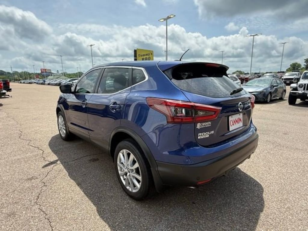 Used 2021 Nissan Rogue Sport S FWD S