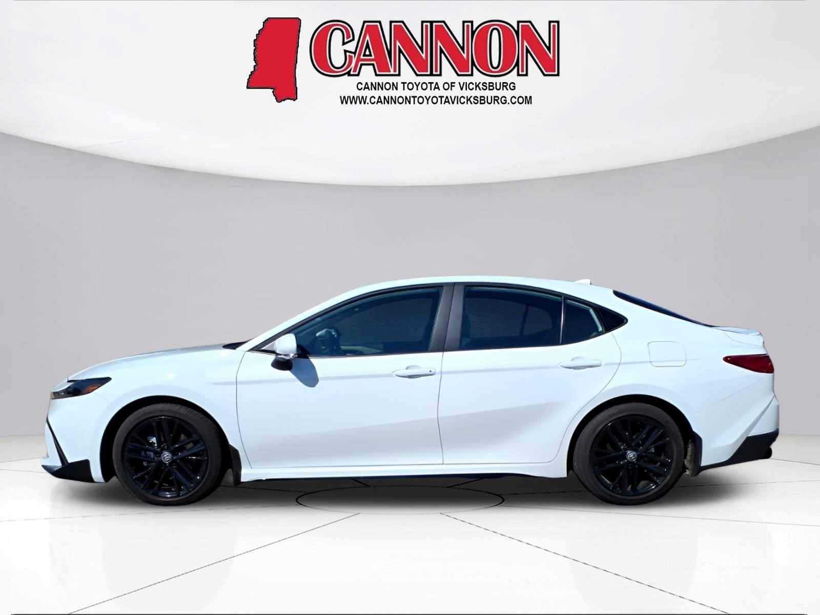 Used 2025 Toyota Camry