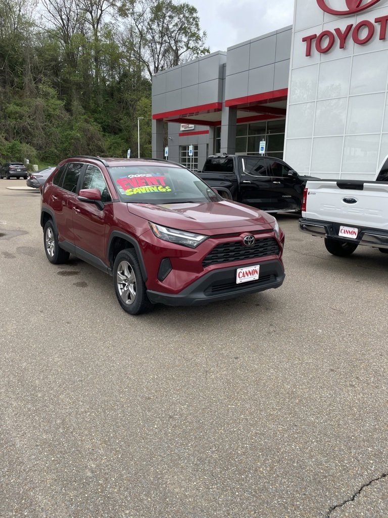 Used 2022 Toyota RAV4 XLE with VIN 2T3P1RFV8NW291952 for sale in Vicksburg, MS