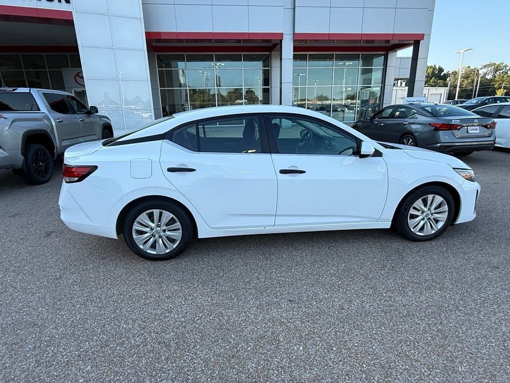 Used 2024 Nissan Sentra S S CVT
