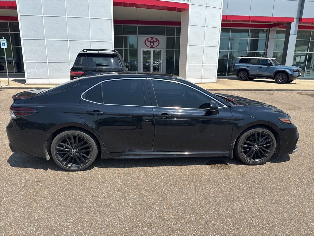 2023 Toyota Camry XSE photo 3