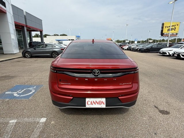 2023 Toyota Crown Platinum photo 4