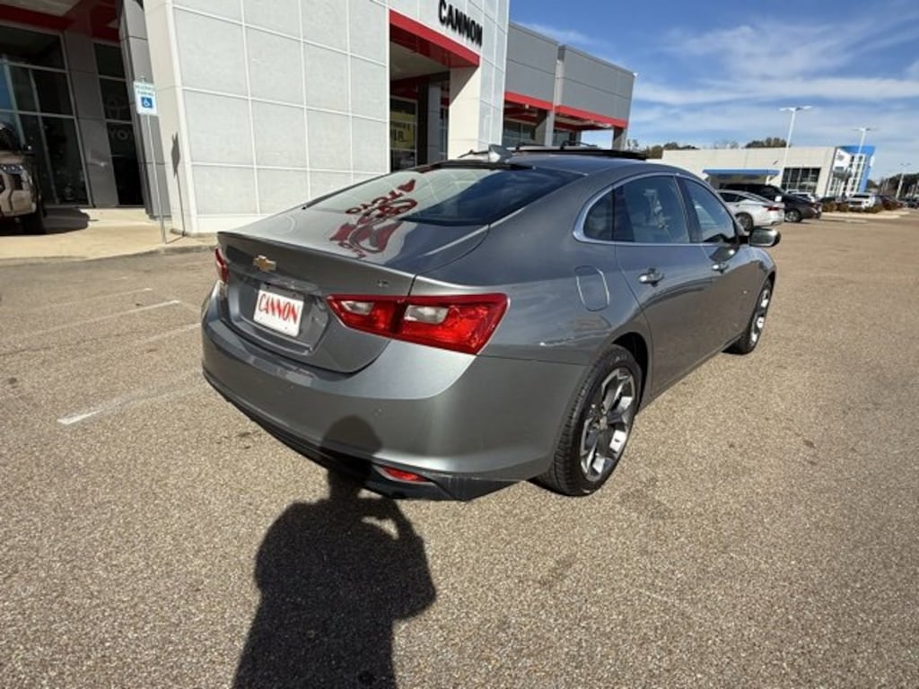 Used 2024 Chevrolet Malibu LT Sedan