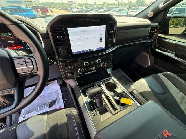 2023 Ford F-150 Raptor - Photo 21