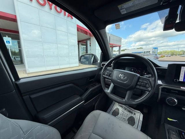 2024 Toyota Tacoma SR5 - Photo 30
